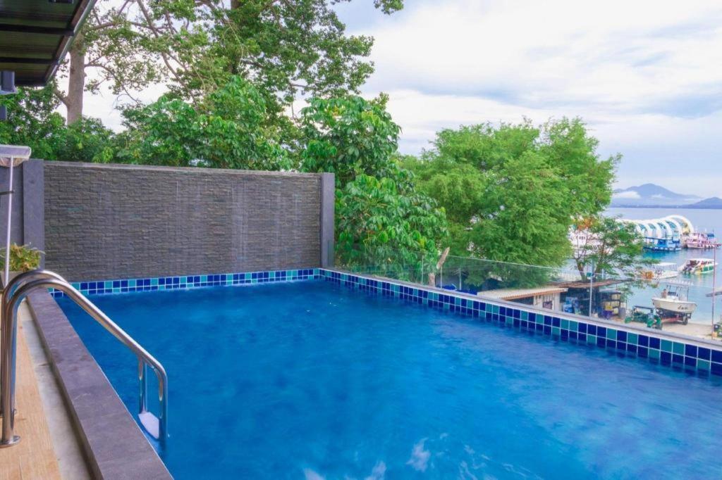 Rainbow Sky Hotel Samet Koh Samet Exterior photo